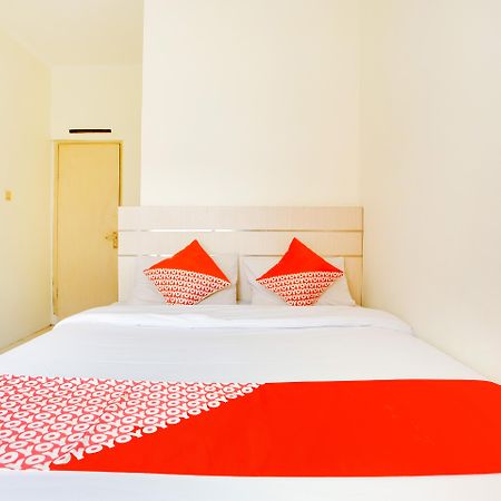 Reddoorz @ Hotel Arimbi Dewi Sartika Baru Bandung Exterior photo