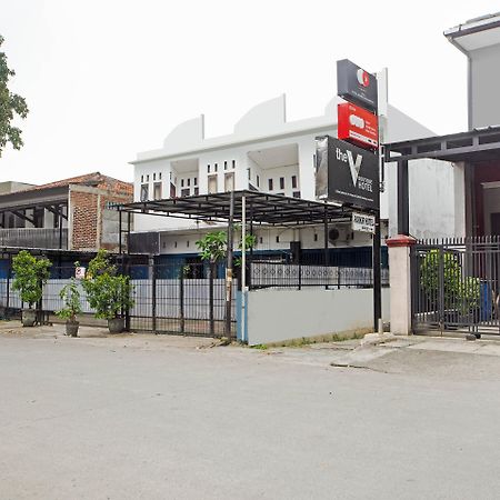 Reddoorz @ Hotel Arimbi Dewi Sartika Baru Bandung Exterior photo